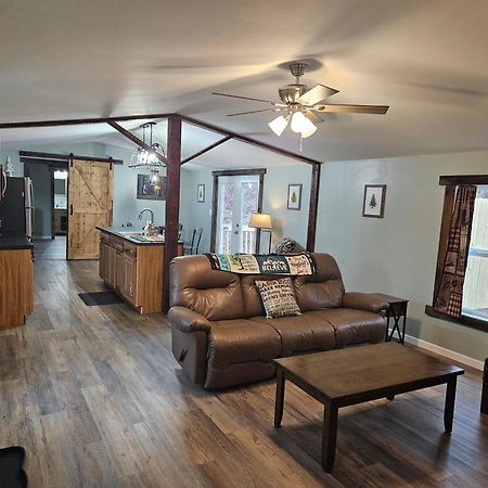 Villa Grey Pines At Hocking Vacations Logan Esterno foto