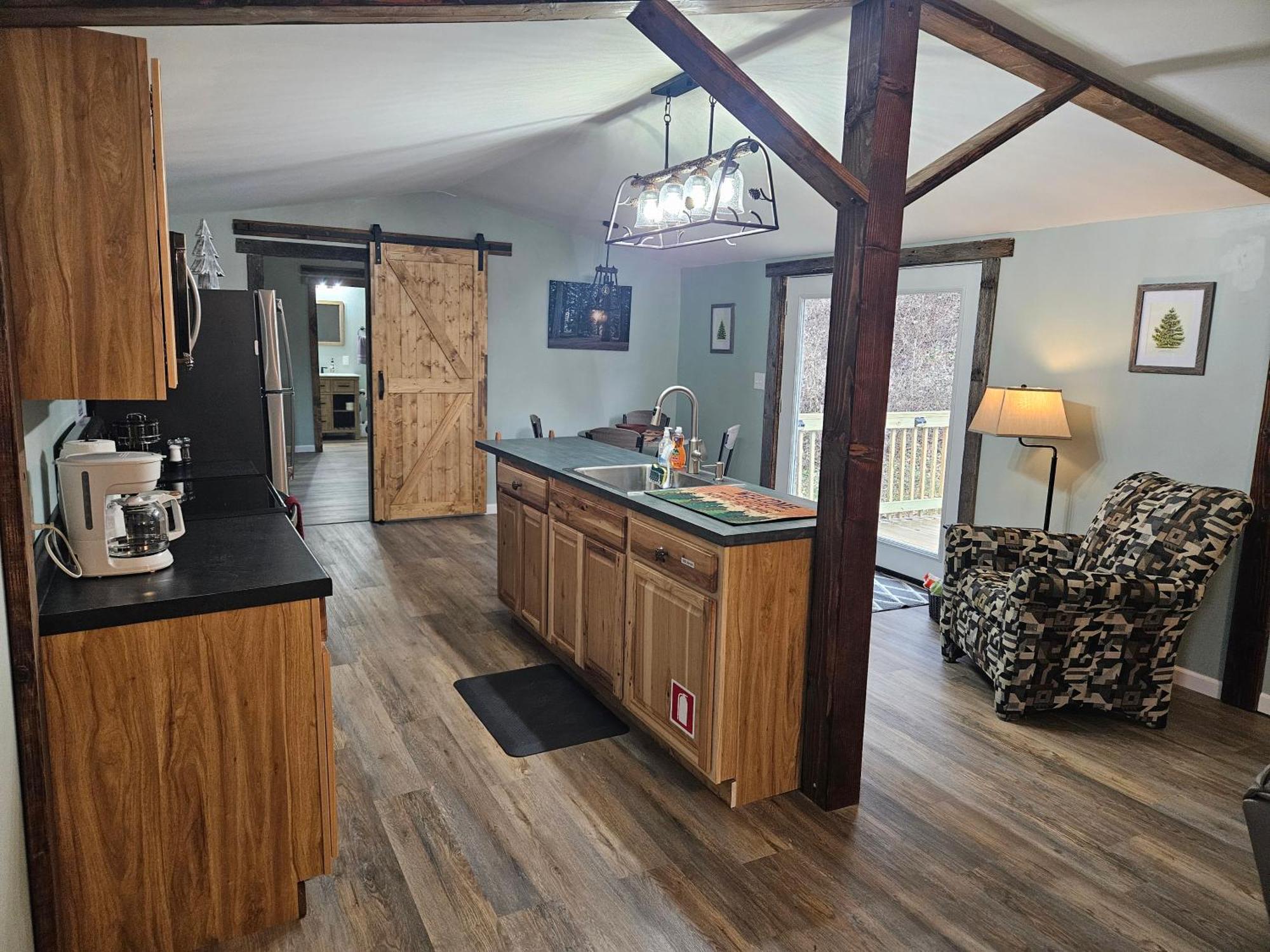 Villa Grey Pines At Hocking Vacations Logan Esterno foto