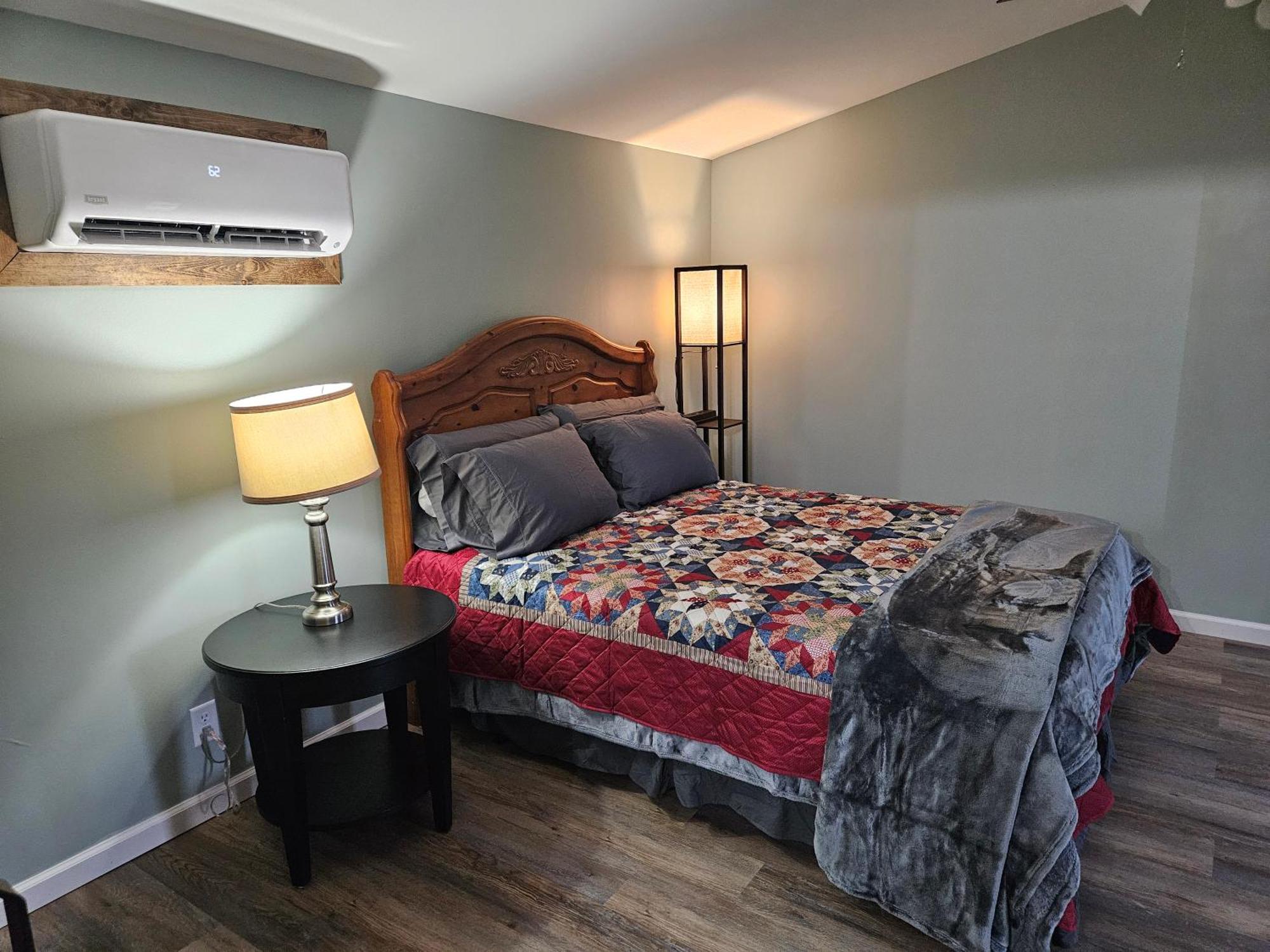 Villa Grey Pines At Hocking Vacations Logan Esterno foto